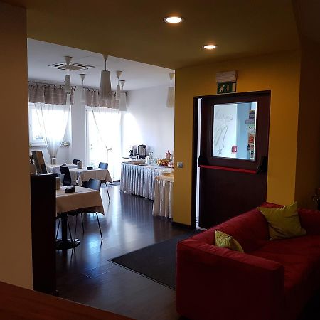 Hotel Milano Ancona Exterior photo