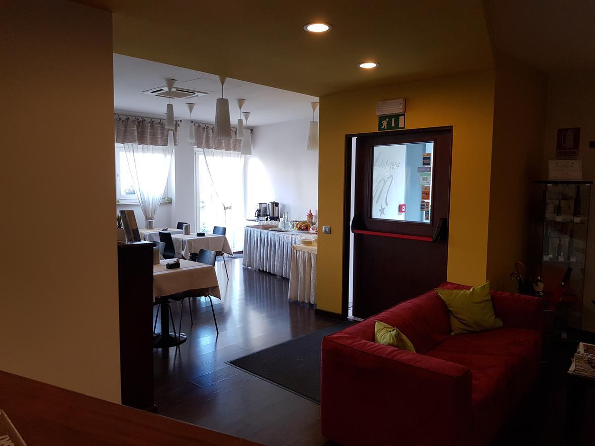 Hotel Milano Ancona Exterior photo